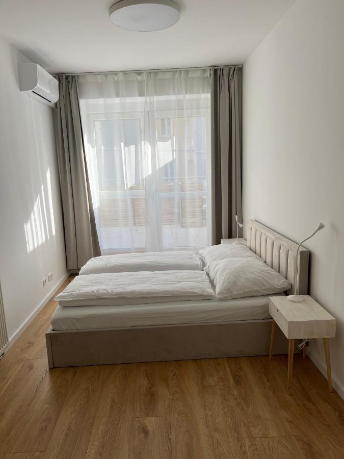 Sundeck City Centre Apartment Bratislava Exterior photo